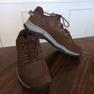 Men's New balance hiking shoes size 10.5